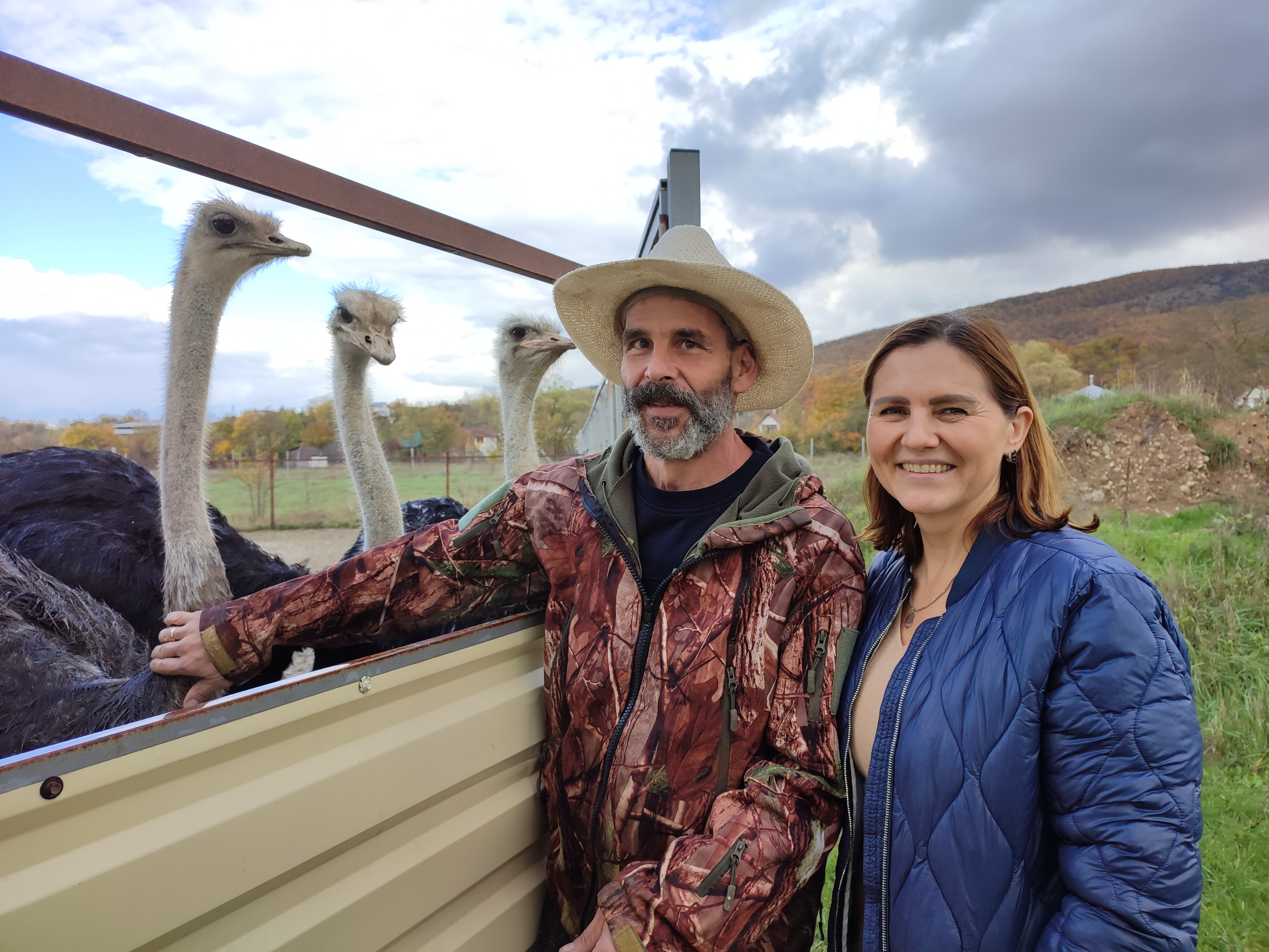 «Наши страусы трубят на всю долину». Швейцарский айтишник открыл в Крыму экзотическую ферму