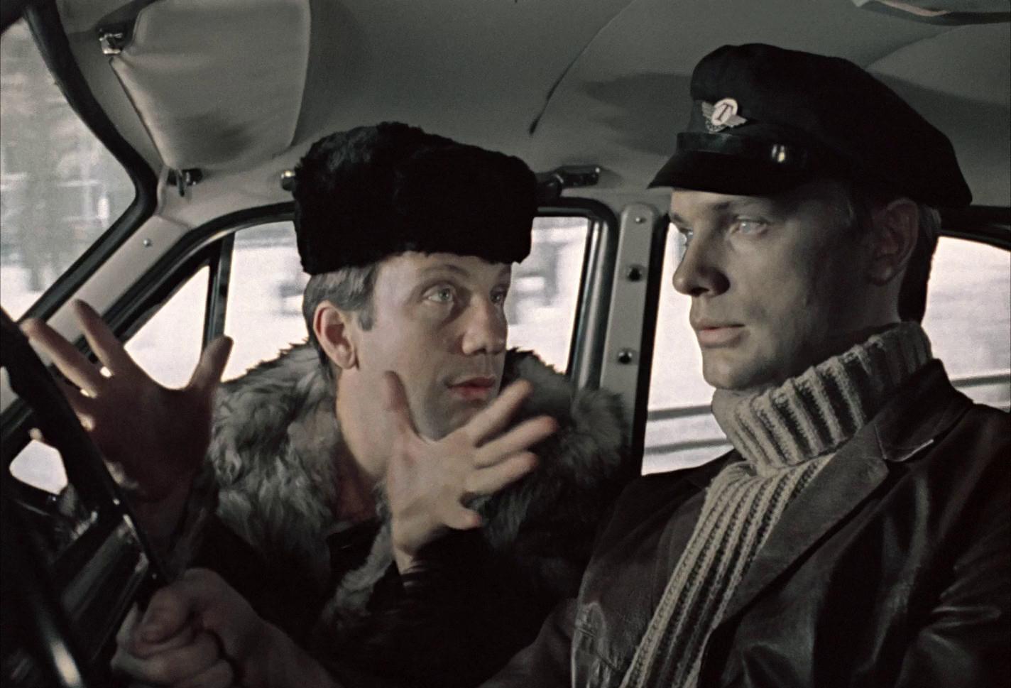 «А вы же знаете, что таксисты зеков с удовольствием возят?» Монологи ростовских таксистов