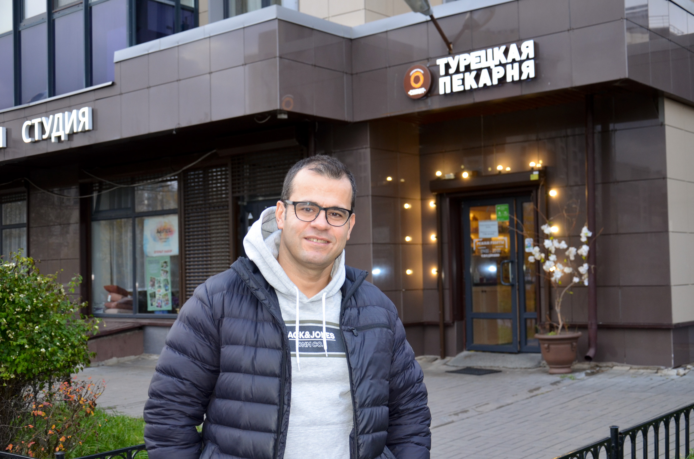 Подкаст: история турка, который придумал для петербуржцев международную выпечку