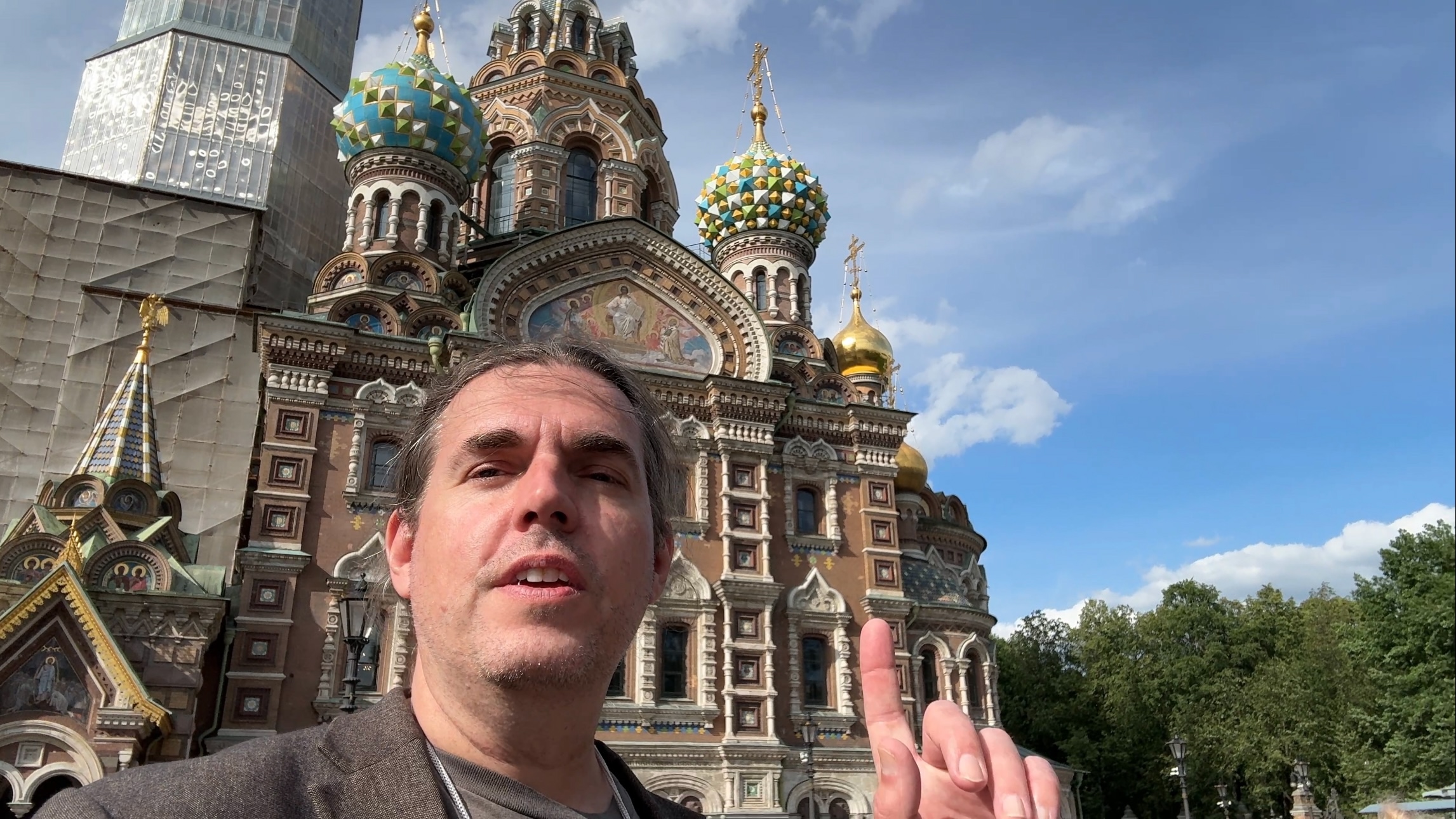 Подкаст: история голливудского режиссера, который стал московским блогером