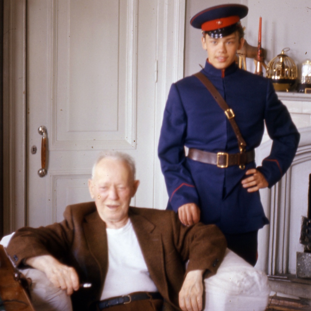 М.А. Шолохов с внуком Александром. 1978 год.