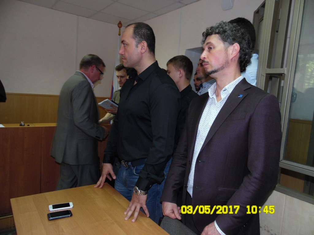Александр Хуруджи и его адвокат Андроник Кичиян.