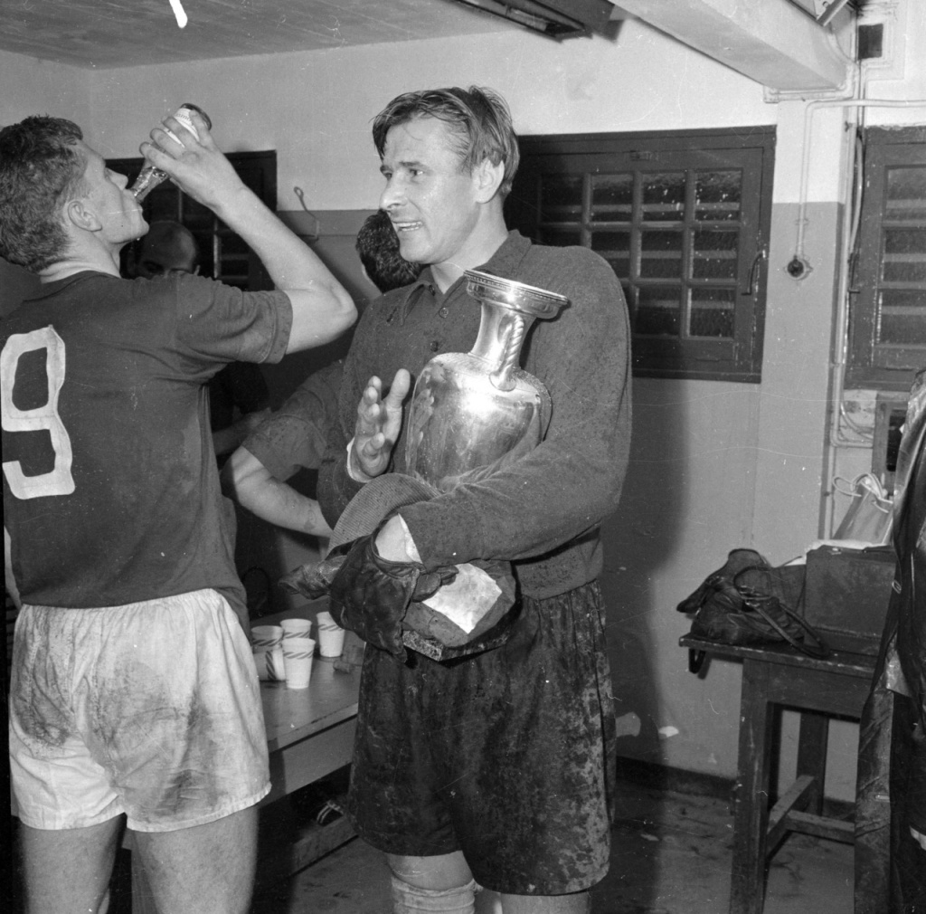 Виктор Понедельник и Лев Яшин. Финал Кубка Европы 1960 года