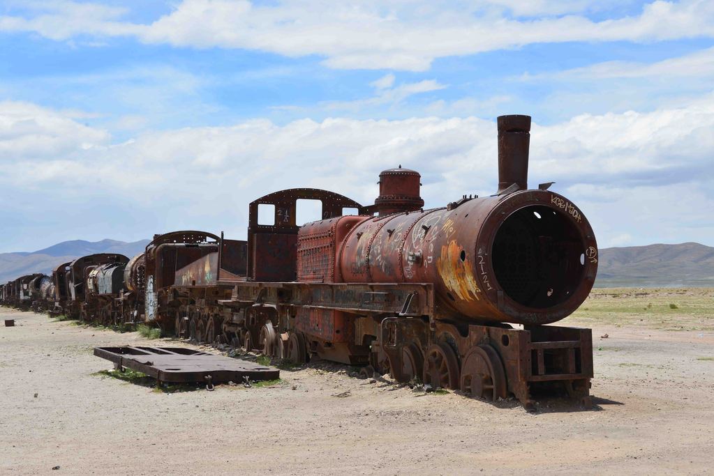 Кладбище поездов, Боливия.