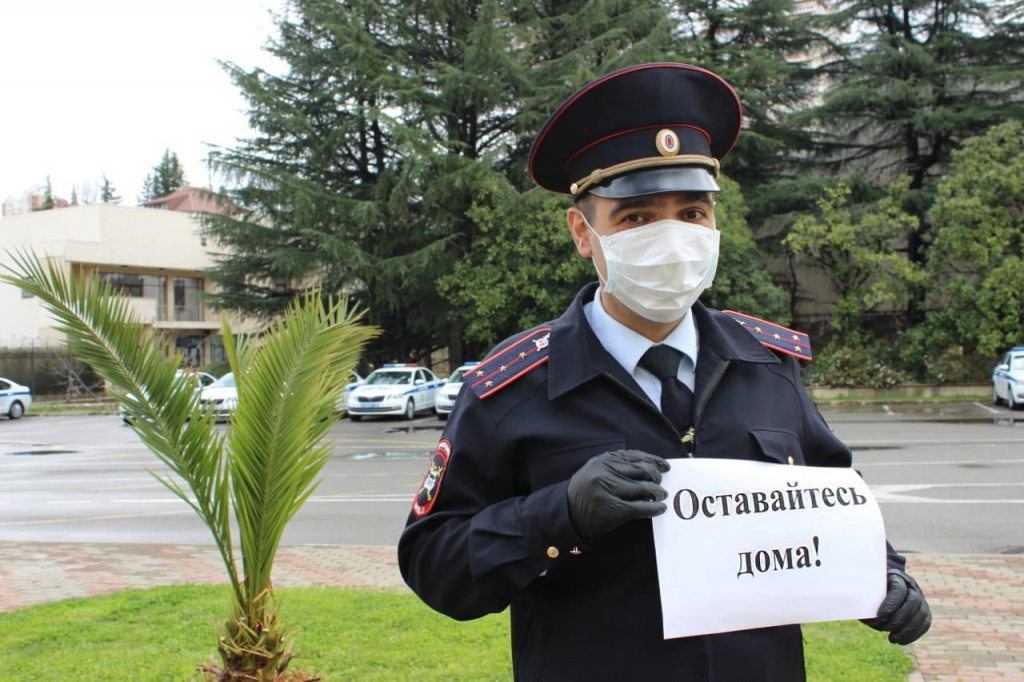 Жесткий карантин в Сочи и Краснодаре: «Гопники теперь спрашивают: «Где твоя маска?» 