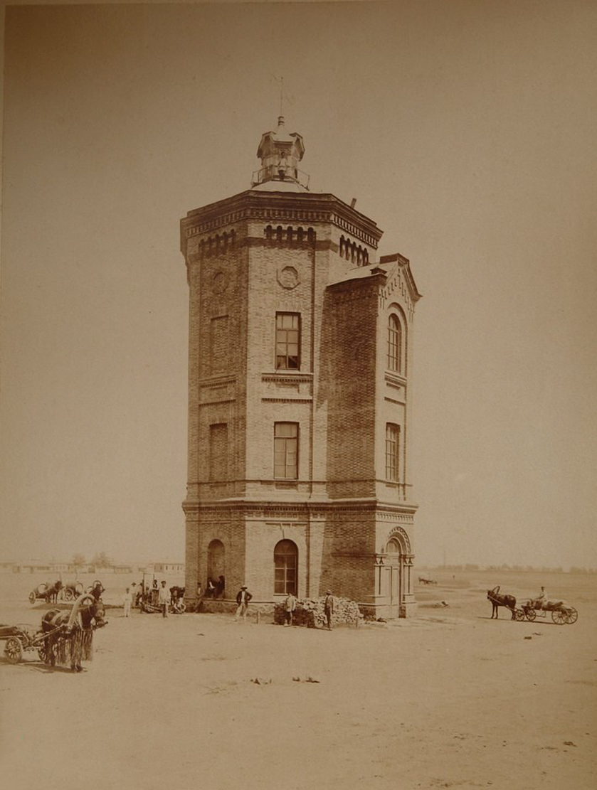 Водонапорная башня в Нахичевани.