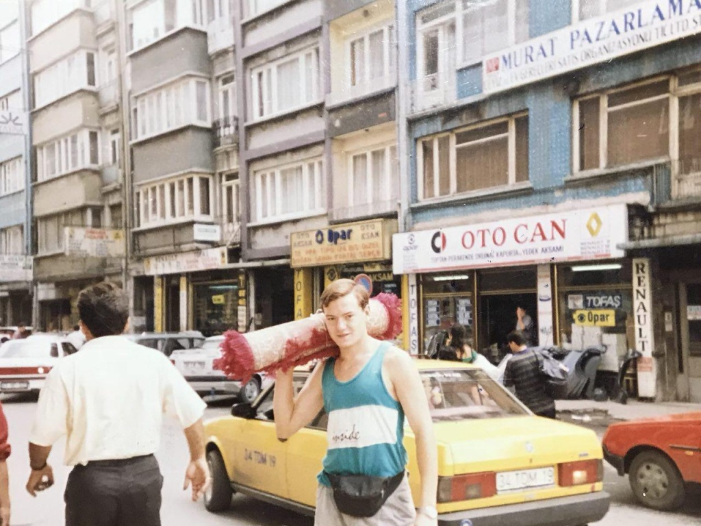 «Челнок» Резниченко в Стамбуле, начало 1990-х.